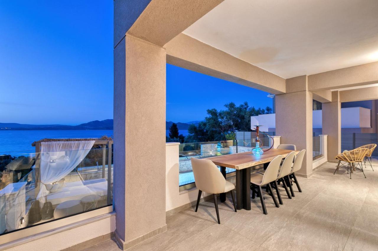 White Rock Villas Nikiana Extérieur photo